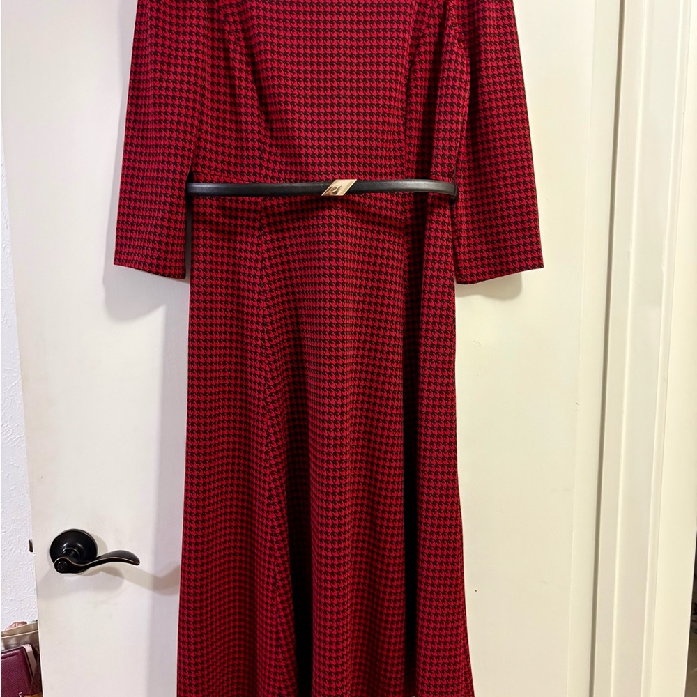 Elegant Calvin Klein Red Houndstooth Dress